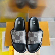 Louis Vuitton Slippers